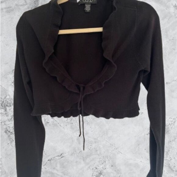 Aritzia Ruffled Cardigan - Picture 1 of 6